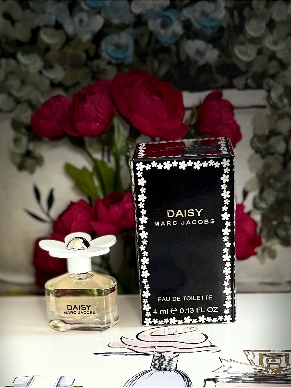 Marc Jacobs Daisy Mini Eau de Toilette - Black and White
